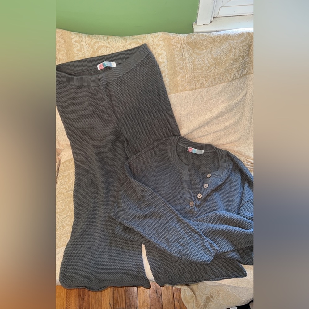 like new free people sweater set!